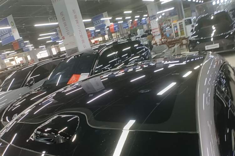 Used Xiaomi Auto YU7 2025 Ultra-Long Range All-Wheel Drive Pro Version
