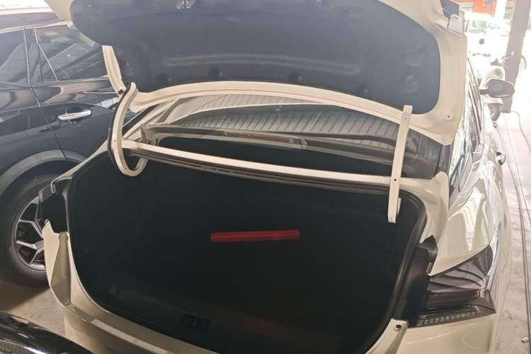 Used Dongfeng Aeolus Yixuan MAX 2021 1.5T Super Cool Trendy Dad Edition
