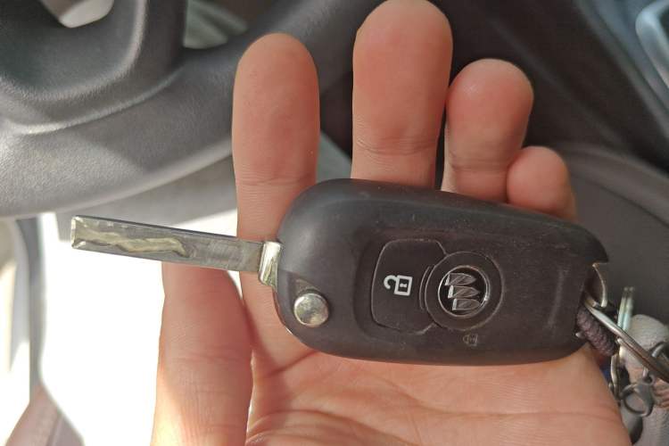 Used Buick Verano 2016 Hatchback 15S Automatic Ambition Model Vehicle Key