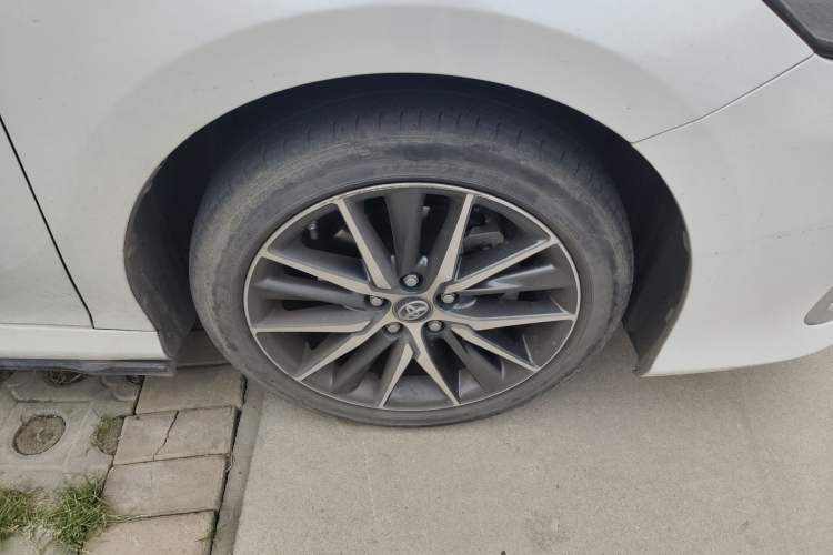 Used Toyota Camry 2021 2.5G Luxury Edition Right Front Wheel Hub