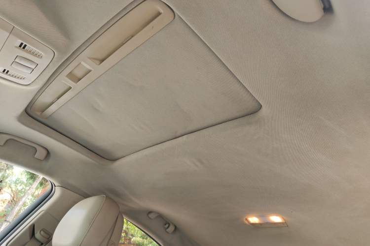 Used Buick Regal 2014 2.0L Elite Fashion Edition Headliner