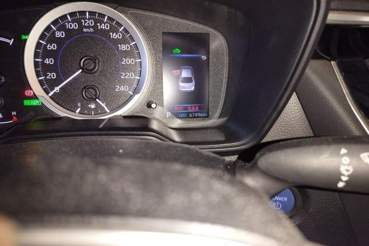 Used Toyota Levin 2019 Dual-Engine 1.8H E-CVT Luxury Edition China V Standard Odometer Close Up