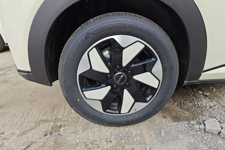 Used BYD Dolphin 2025 420km Free Edition
