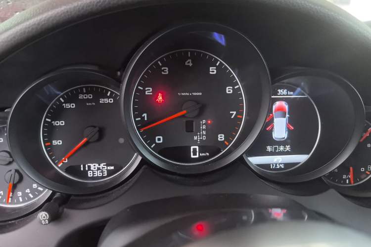 Used Porsche Cayenne 2016 Cayenne Platinum Edition 3.0T
