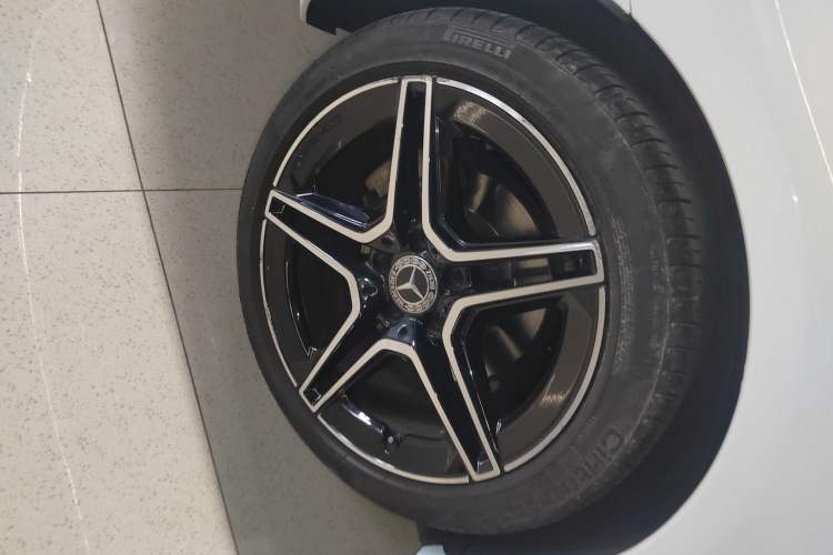 Used Mercedes-Benz C-Class 2020 C 260 Coupe Exterior 5