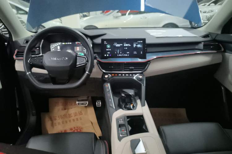 Used Lynk & Co 06 2020 1.5T YAO Halo Audio And AC Panel