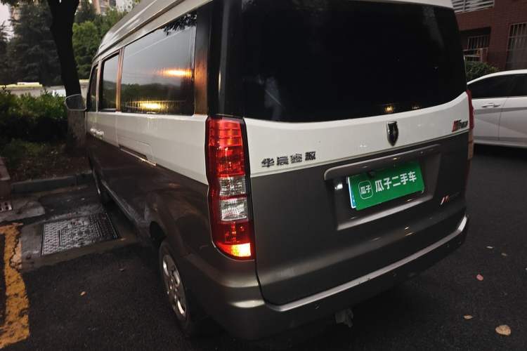 Used Jinbei New Hiace X30L 2021 1.5L Wealth Central Air Conditioning Edition Van China VI Standard SWC15M