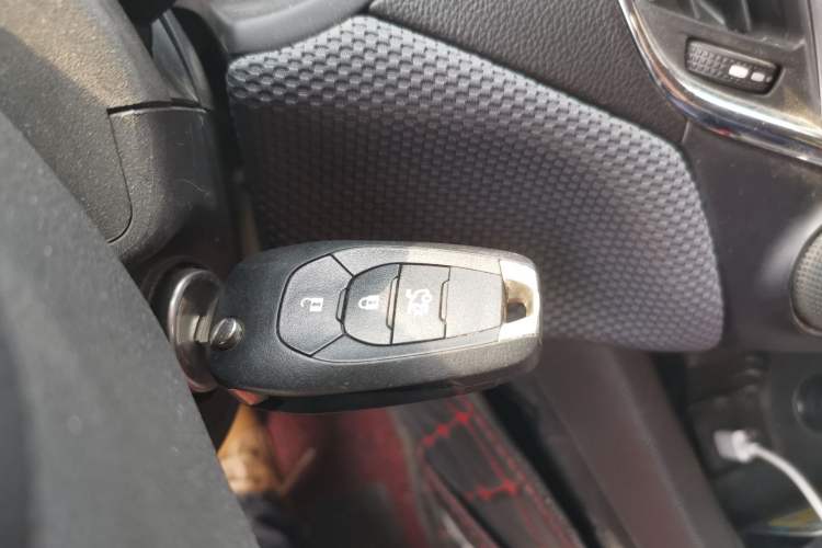 Used Chevrolet Cruze 2018 Redline 320 Automatic Pioneer Edition