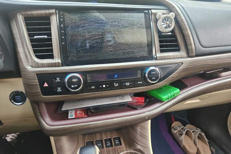 Used Toyota Highlander 2017 2.0T Four-Wheel Drive Luxury Edition 7 Seats
