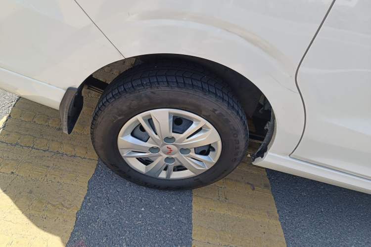 Used Wuling Hongguang 2021 1.5L Revised S Base Version with Electric Power Steering LAR
