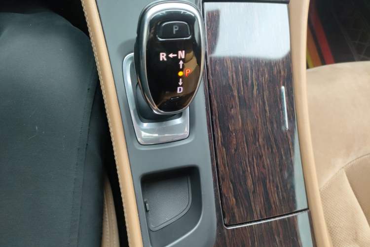 Used Buick LaCrosse 2016 20T Luxury Model Gear Lever