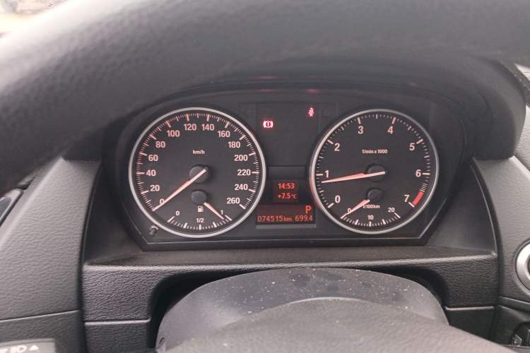 Used BMW X1 2012 sDrive18i Luxury Edition