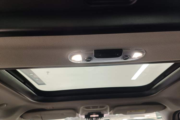 Used MINI MINI 2023 Updated 1.5T COOPER Artist Five-Door Edition