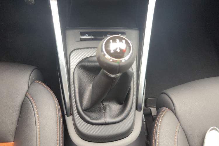 Used BYD Yuan 2016 1.5L Manual Luxury Version