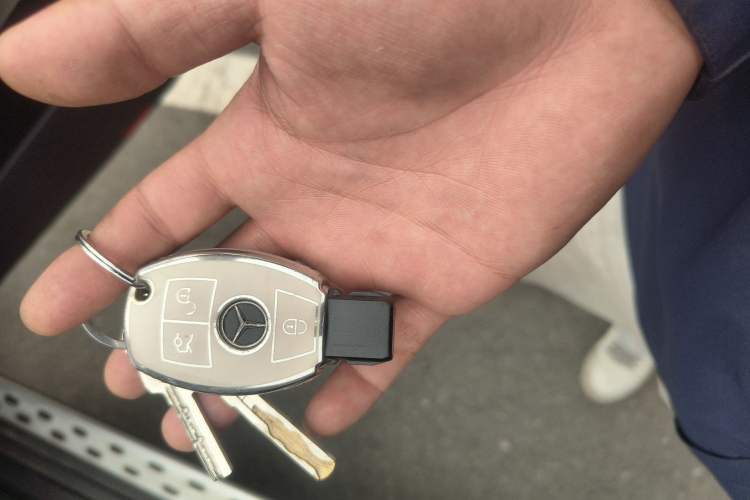 Used Mercedes-Benz GLK-Class 2013 GLK 300 4MATIC Fashion Model Vehicle Key