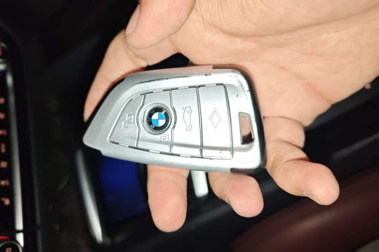 Used BMW 5 Series 2019 530Li Leading Model M Sport Package
