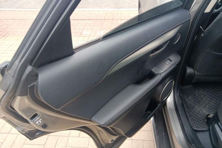 Used Lexus NX 2015 200T All-Wheel-Drive Fēngshàng Edition