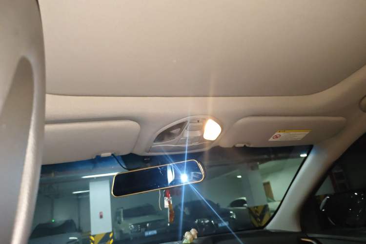 Used Hyundai Santa Fe 2013 2.4L Automatic Two-Wheel Drive Smart Version
