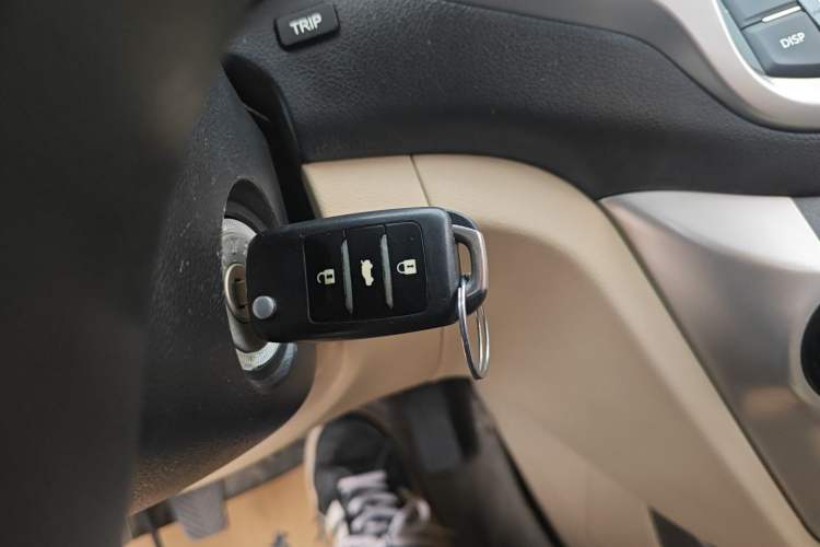 Used Changan Eado 2015 1.6L Manual Luxury Model China V Standard
