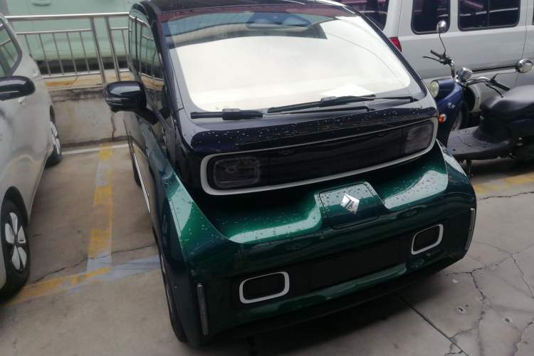 Used Baojun KiWi EV 2021 Artist Model Lithium Iron Phosphate