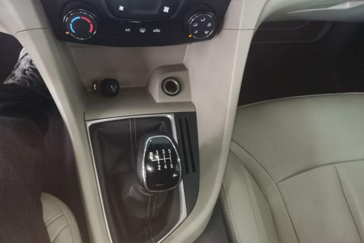 Used Buick GT 2018 15T Manual Elite Version China V Standard