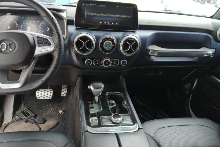 Used BAIC Off-Road BJ40 2019 PLUS 2.3T Automatic Four-Wheel Drive Premium Edition China VI Audio And AC Panel