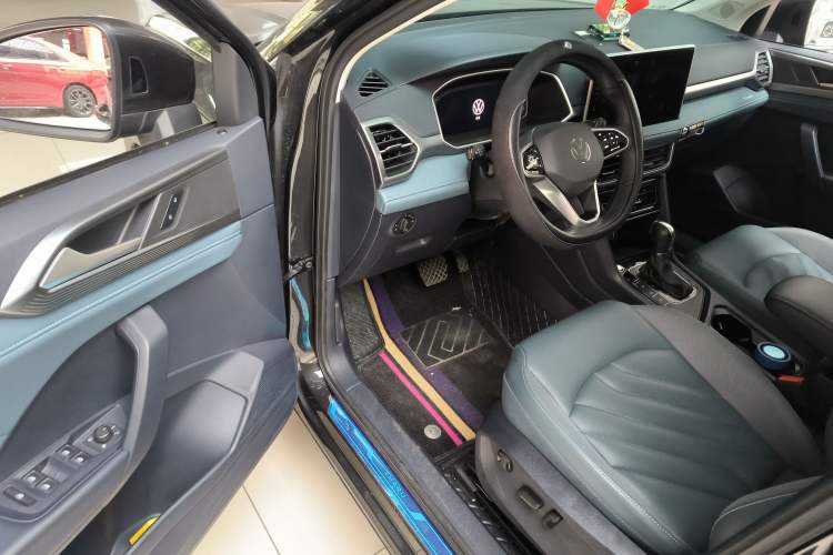 Used Volkswagen Tharu 2023 300TSI Two-Wheel-Drive Full Moon Edition Driver Seat