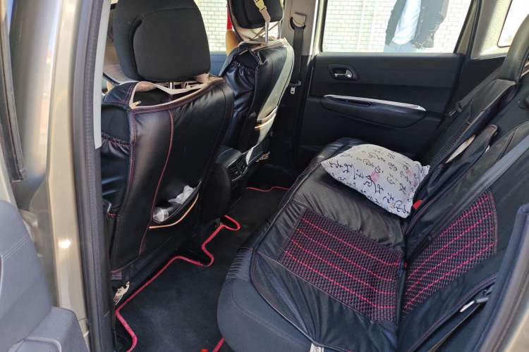 Used Peugeot 3008 2015 1.6THP Automatic Classic Edition
