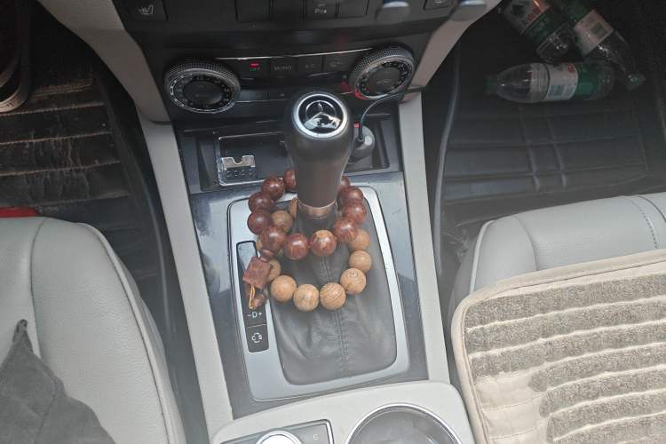 Used Mercedes-Benz GLK-Class 2008 GLK 300 4MATIC Luxury Model Gear Lever