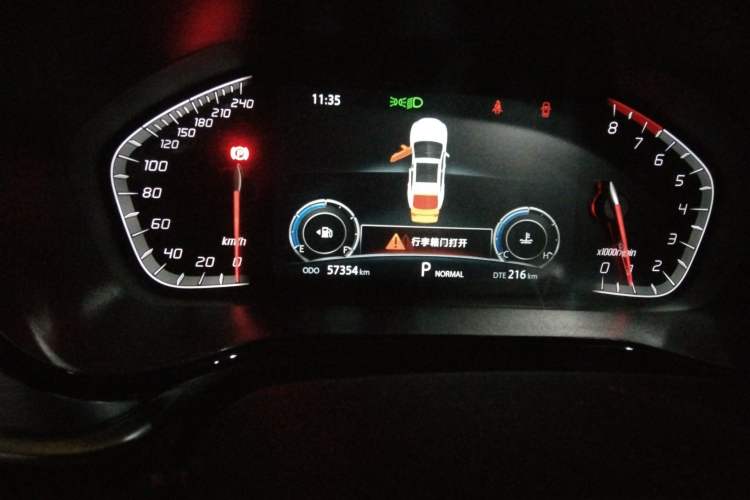 Used CHANGAN CS85 COUPE 2019 1.5T DCT Version China VI Standard
