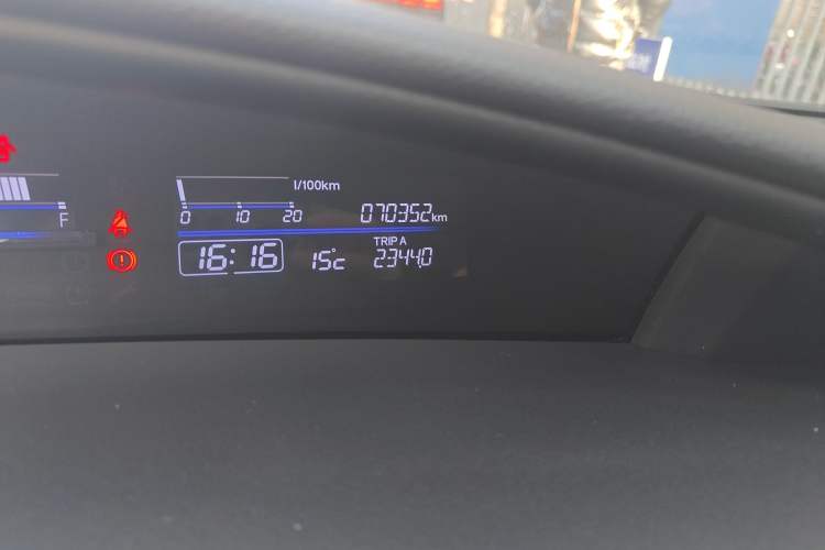 Used Honda Jade 2017 1.8L automatic Comfort version 5 seats