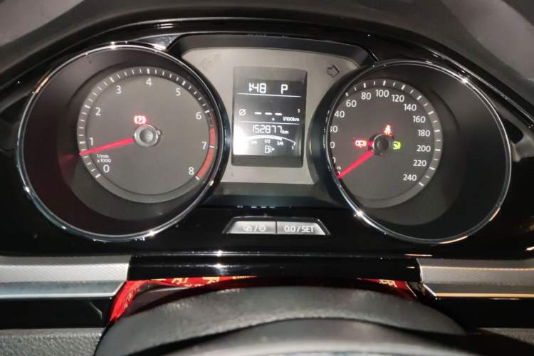 Used Volkswagen Bora 2017 1.6L Automatic Comfort Model Instrument Cluster