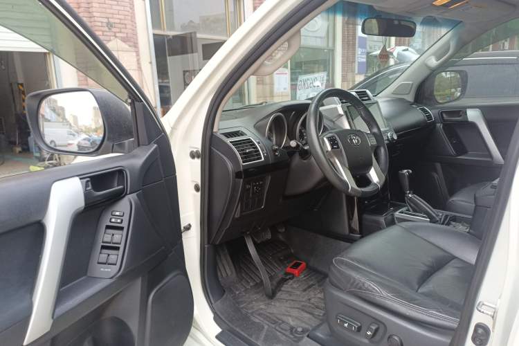 Used Toyota Prado 2016 2.7L Automatic Standard Edition
