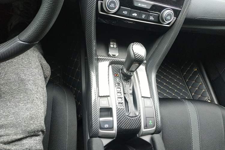 Used Honda Civic 2016 220TURBO CVT Luxury Edition