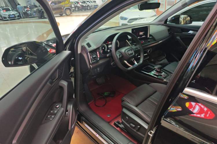 Used Audi Q5L 2022 Updated 45T Luxury Dynamic Version