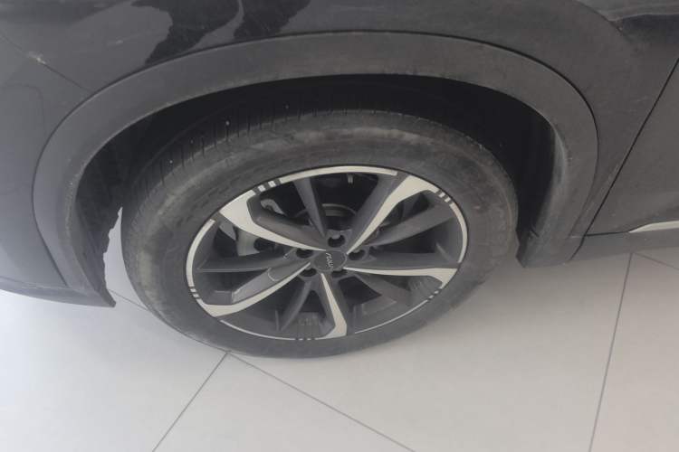 Used Dongfeng Aeolus Mage 2023 DH-i 1.5T Luxury Edition
