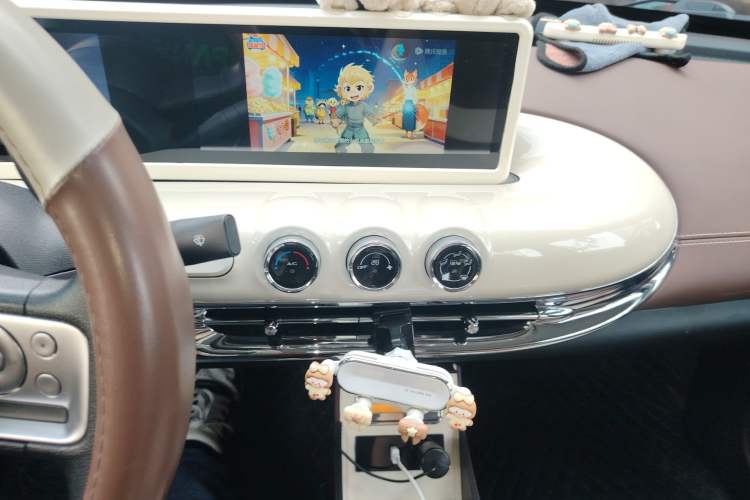 Used Wuling Bingo 2024 333 km Enjoyment Version Audio And AC Panel