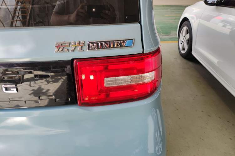 Used Wuling Hongguang MINIEV 2020 Freedom Version Lithium Iron Phosphate Exterior 3