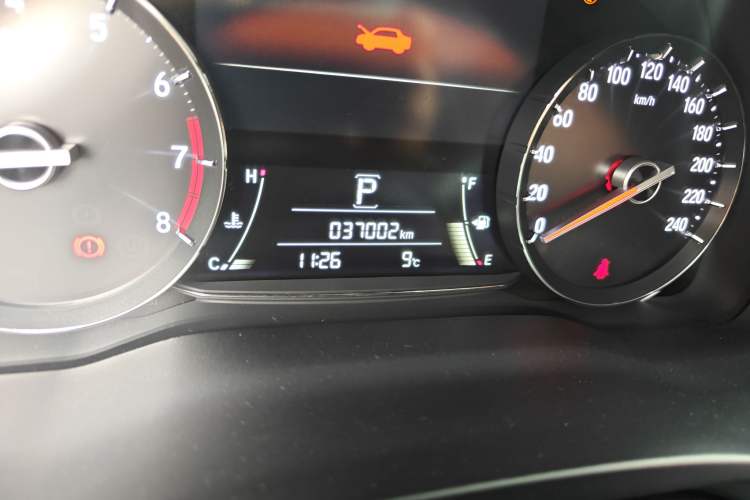 Used Honda Avancier 2019 240TURBO Two-Wheel Drive Luxury Edition Odometer Close Up