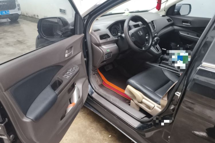 Used Honda CR-V 2012 2.0L two-wheel drive urban version