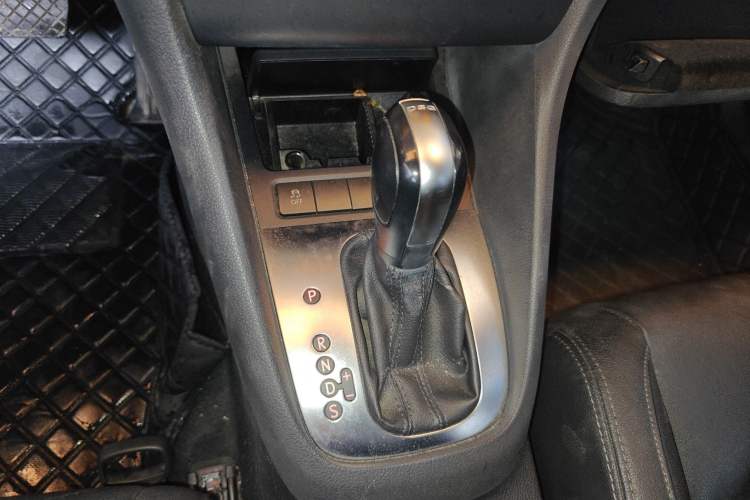Used Volkswagen Golf 2012 1.4 TSI Automatic Comfort Edition Gear Lever
