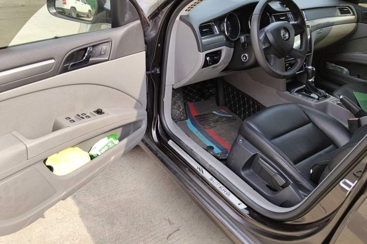 Used Skoda Superb 2013 1.4TSI DSG Sport Edition
