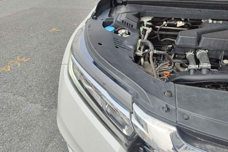 Used Honda Avancier 2019 240TURBO Two-Wheel Drive Luxury Edition Right Front Headlight