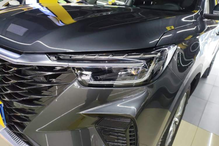 Used Roewe RX5 2025 PLUS 330TGI Automatic Trendsetting Smart Edition