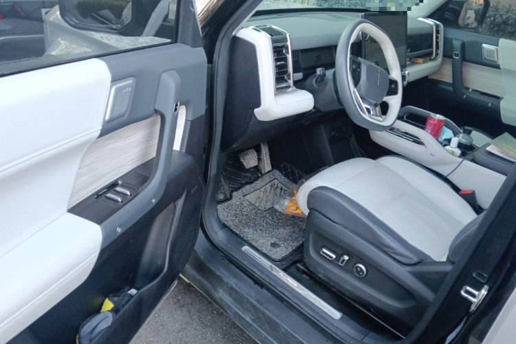 Used iCAR 03 2024 501km Four-wheel Drive Long-range Intelligent Driving Edition