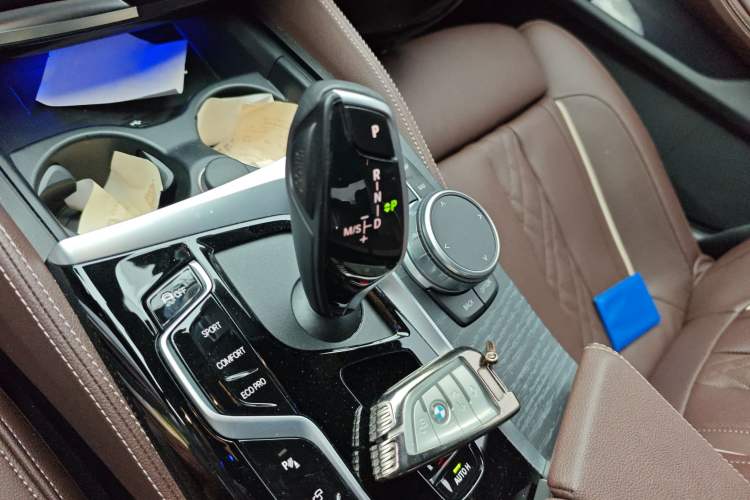 Used BMW 5 Series 2022 Restyled 530Li Luxury Edition M Sport Package
