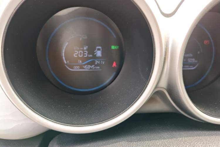 Used ORA Black Cat 2021 351 km Luxury Version Odometer Close Up