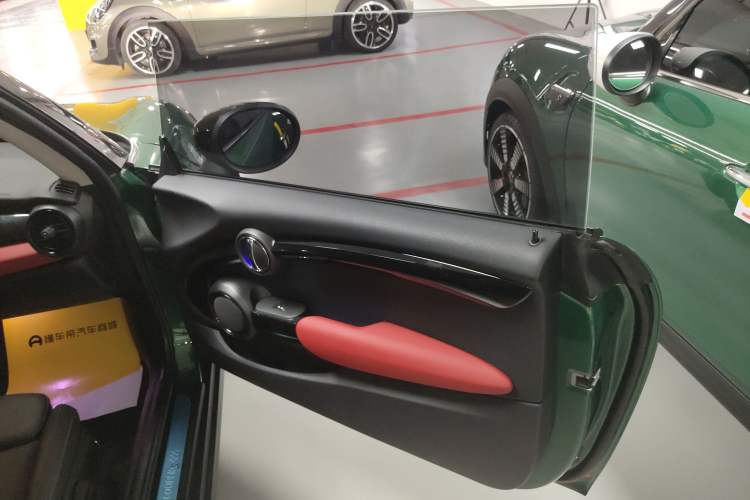 Used MINI MINI 2021 2.0T COOPER S Classic Edition