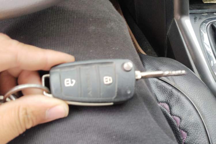 Used Chery Tiggo 3 2014 Magic Edition 1.6L Manual Fashion Version Vehicle Key