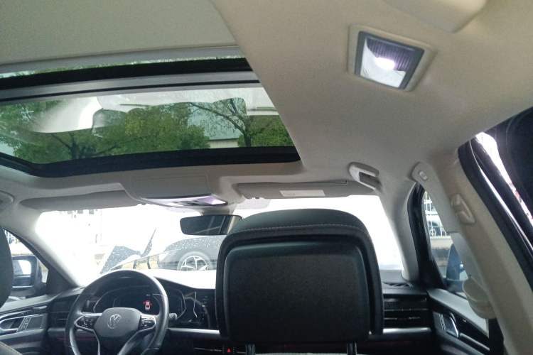 Used Volkswagen Passat 2023 330TSI Luxury Edition
